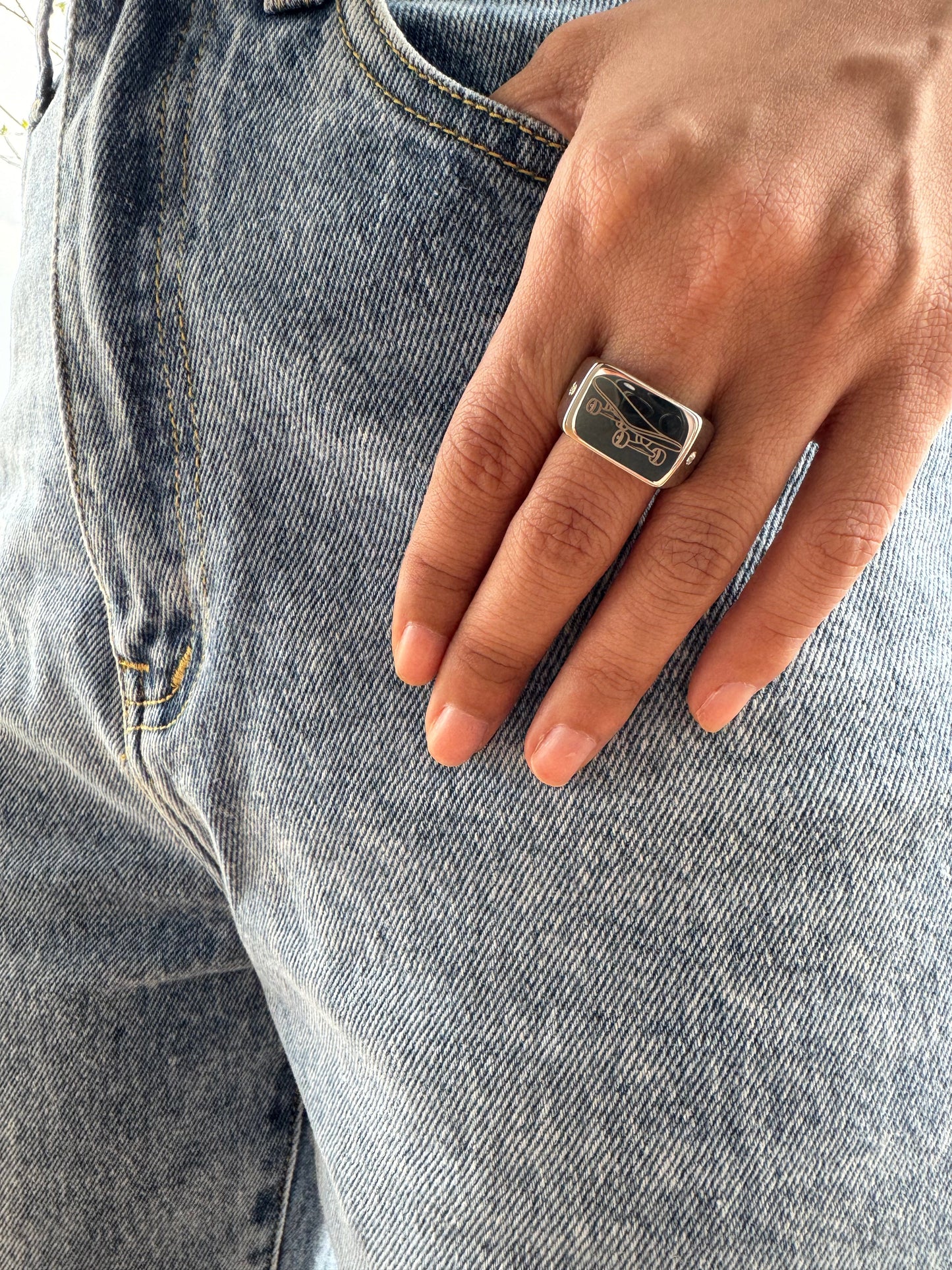 Skateboard Ring – Custom Engraving Available (Silver)