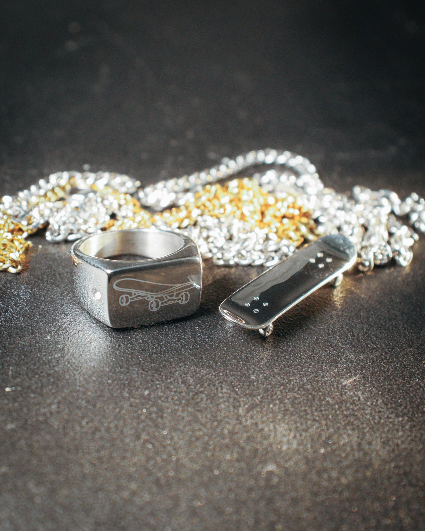 Skateboard Pendant & Ring Bundle (Silver)